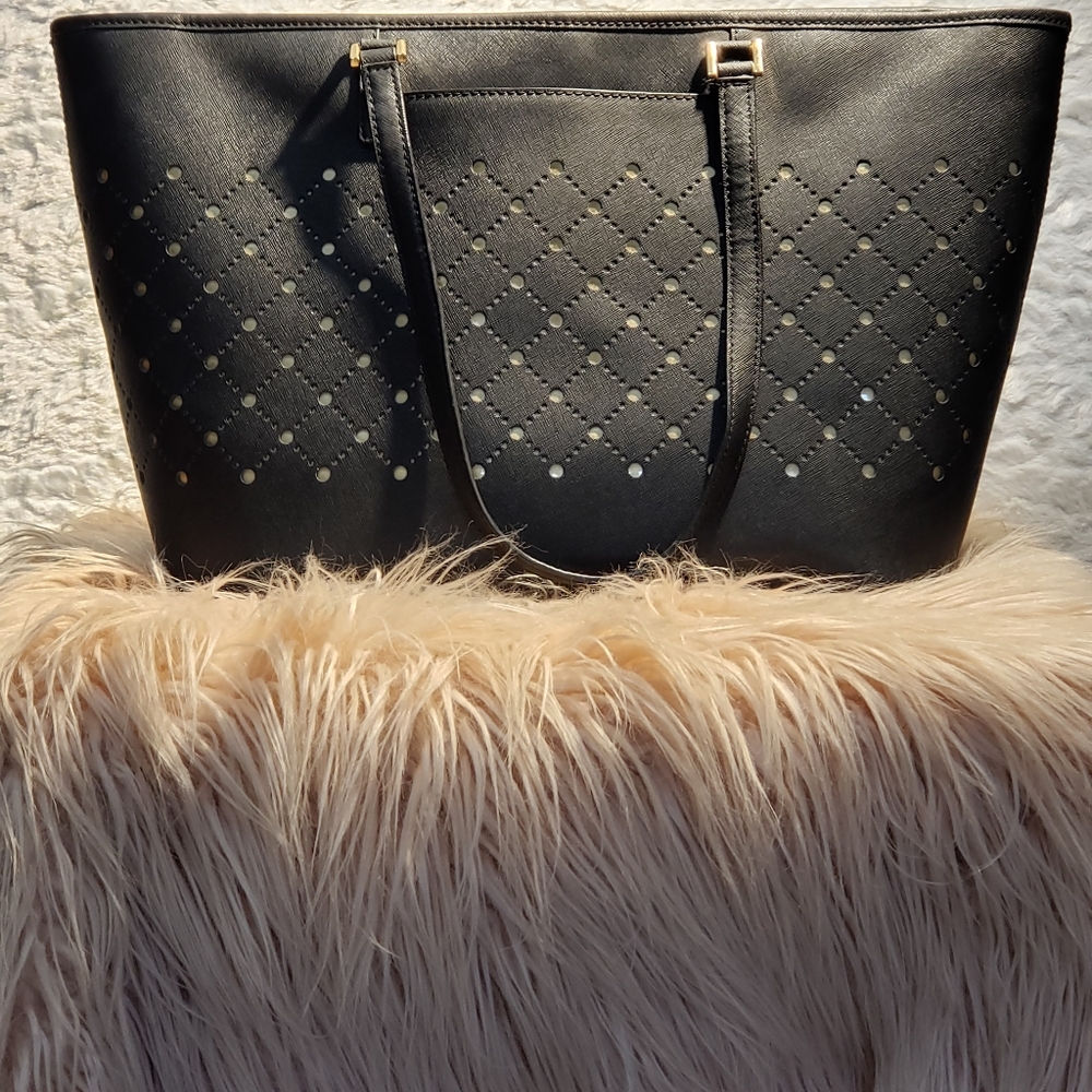 Michael Kors Saffiano Leather Violet Carry All - Picture 4 of 12
